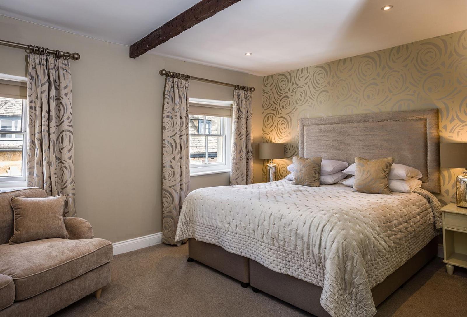 The Lake Isle Restaurant With Rooms Uppingham Exterior foto